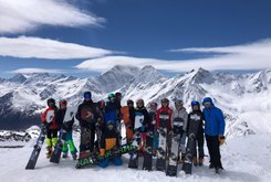 Команда "Истины" по сноуборду покоряет склоны в мае!